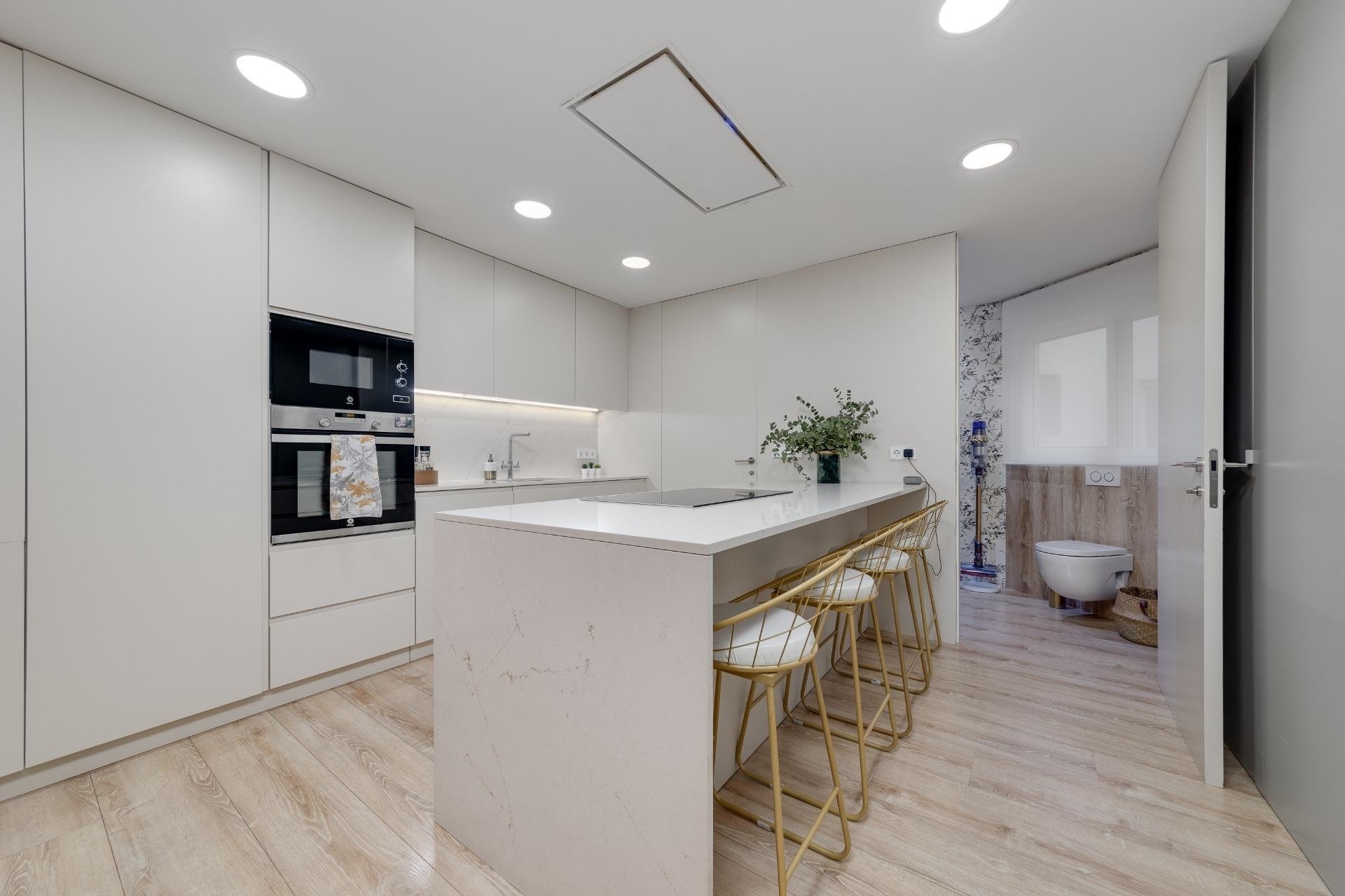 Herverkoop - Apartment -
Torrevieja - Playa del Cura