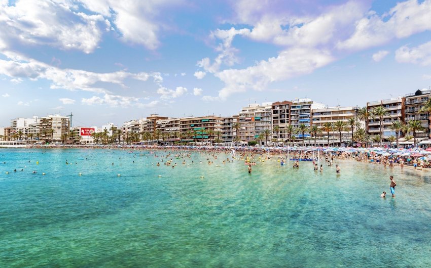Herverkoop - Apartment -
Torrevieja - Playa del Cura