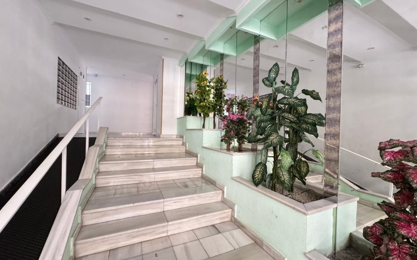 Herverkoop - Apartment -
Torrevieja - Playa del Cura