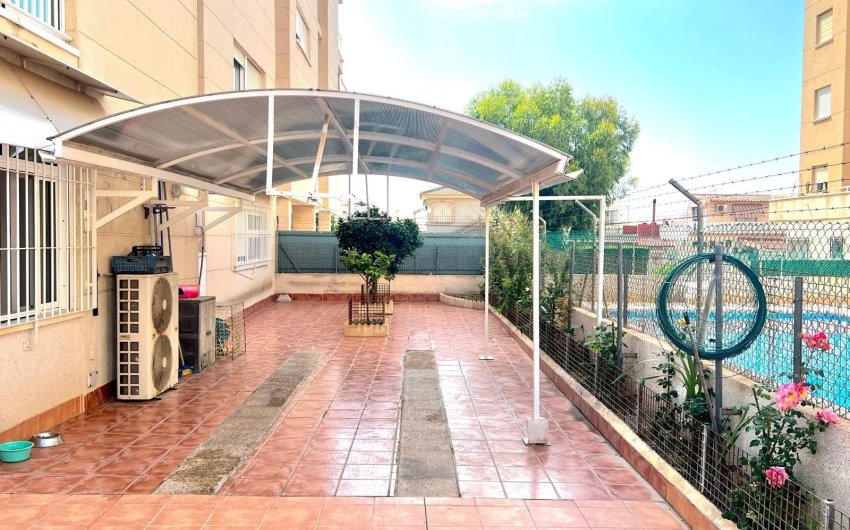 Herverkoop - Apartment -
Torrevieja - Playa del Cura