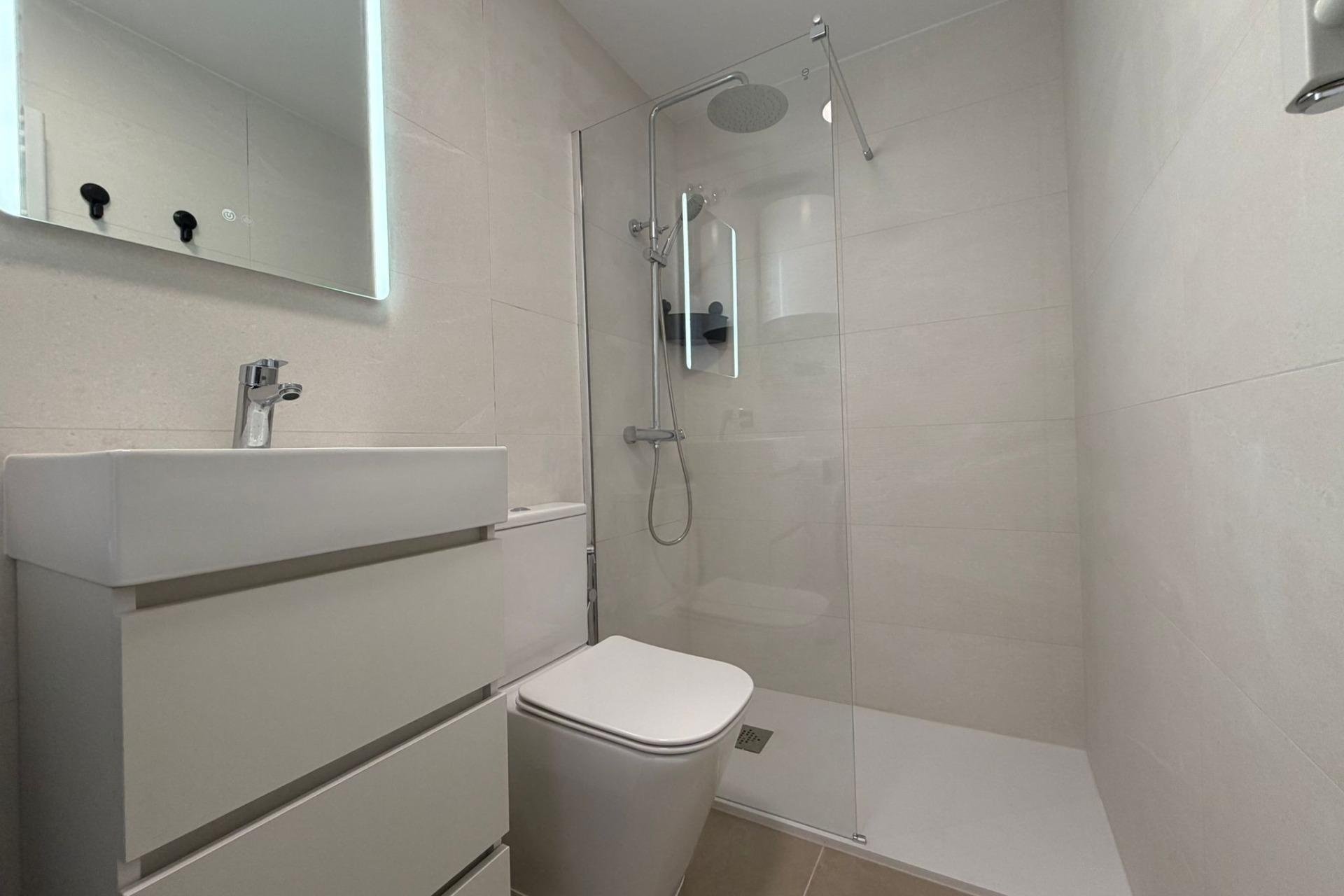 Herverkoop - Apartment -
Torrevieja - Playa del Cura