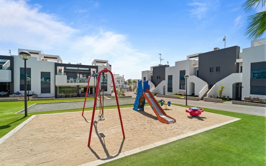 Herverkoop - Apartment -
Torrevieja - Punta Prima
