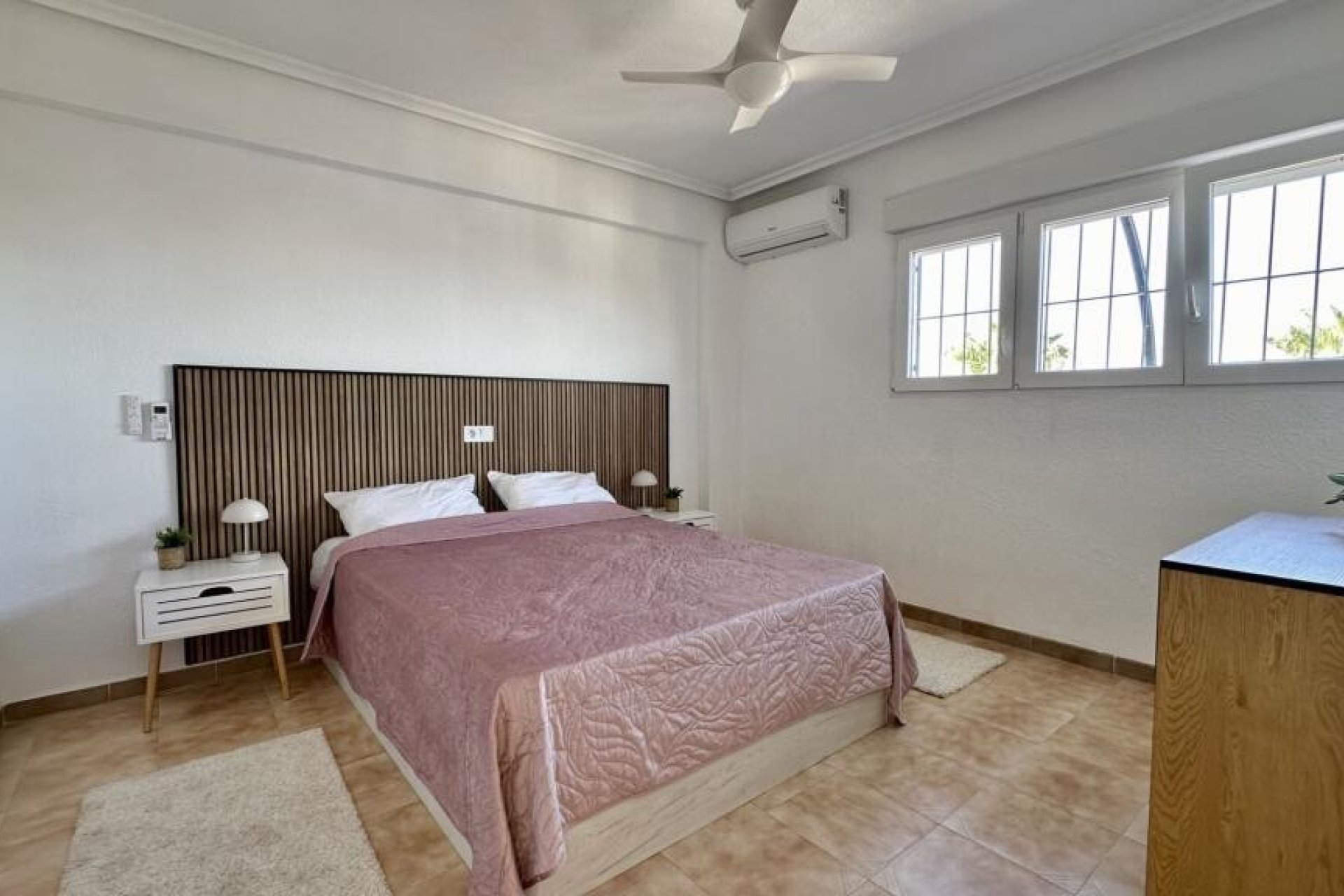 Herverkoop - Apartment -
Torrevieja - Punta Prima