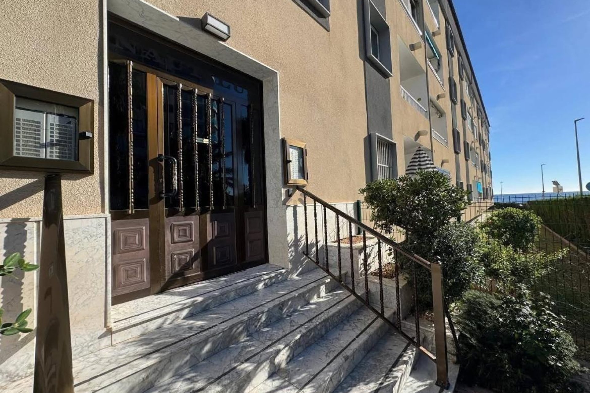 Herverkoop - Apartment -
Torrevieja - Punta Prima