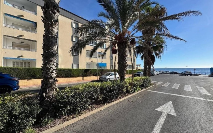Herverkoop - Apartment -
Torrevieja - Punta Prima