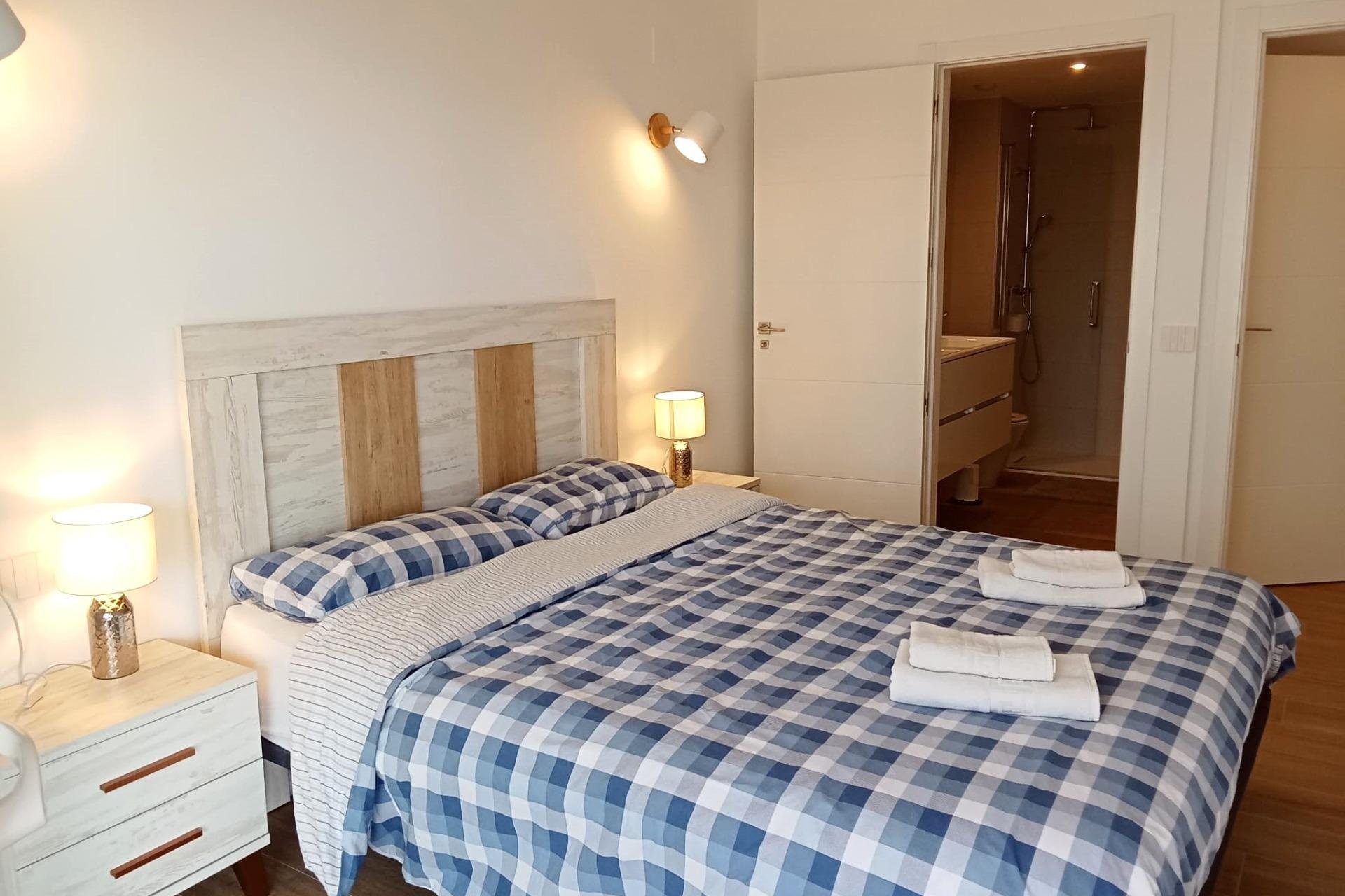 Herverkoop - Apartment -
Torrevieja - Punta Prima