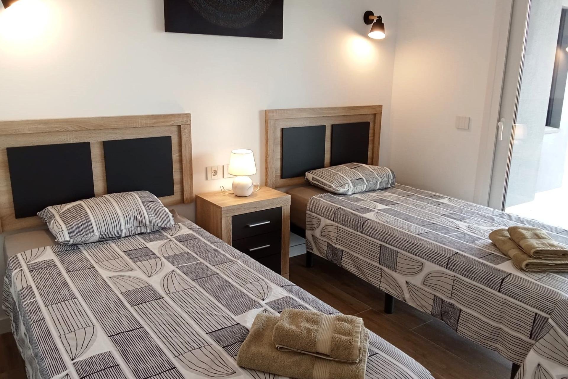 Herverkoop - Apartment -
Torrevieja - Punta Prima