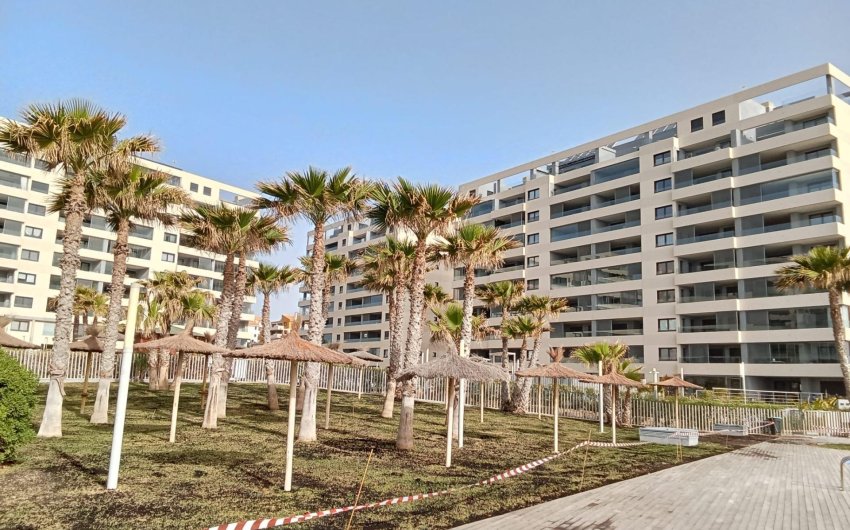 Herverkoop - Apartment -
Torrevieja - Punta Prima
