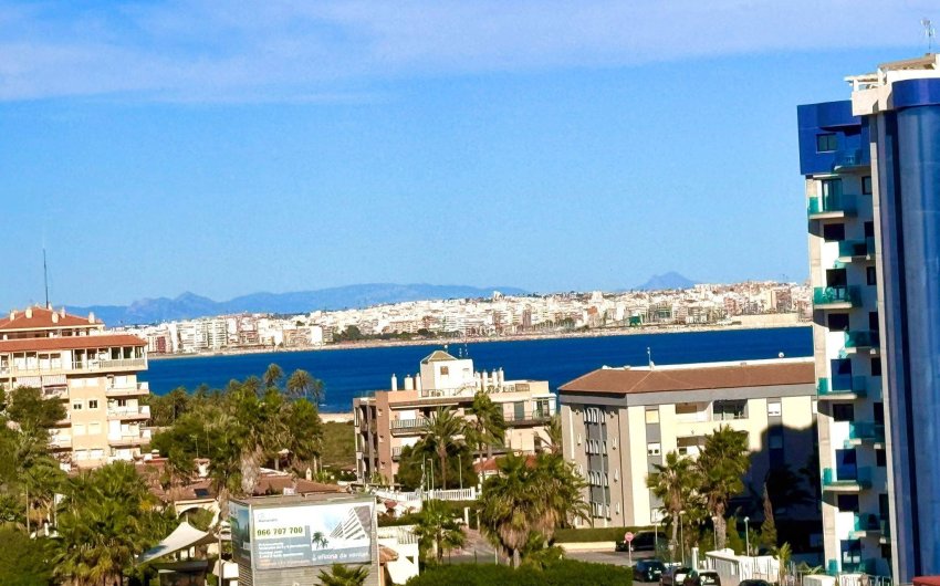 Herverkoop - Apartment -
Torrevieja - Punta Prima