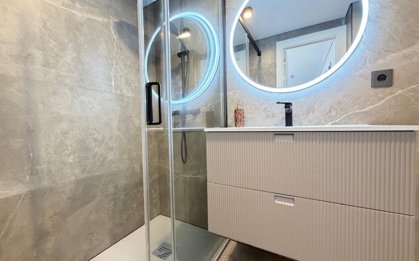 Herverkoop - Apartment -
Torrevieja - Punta Prima