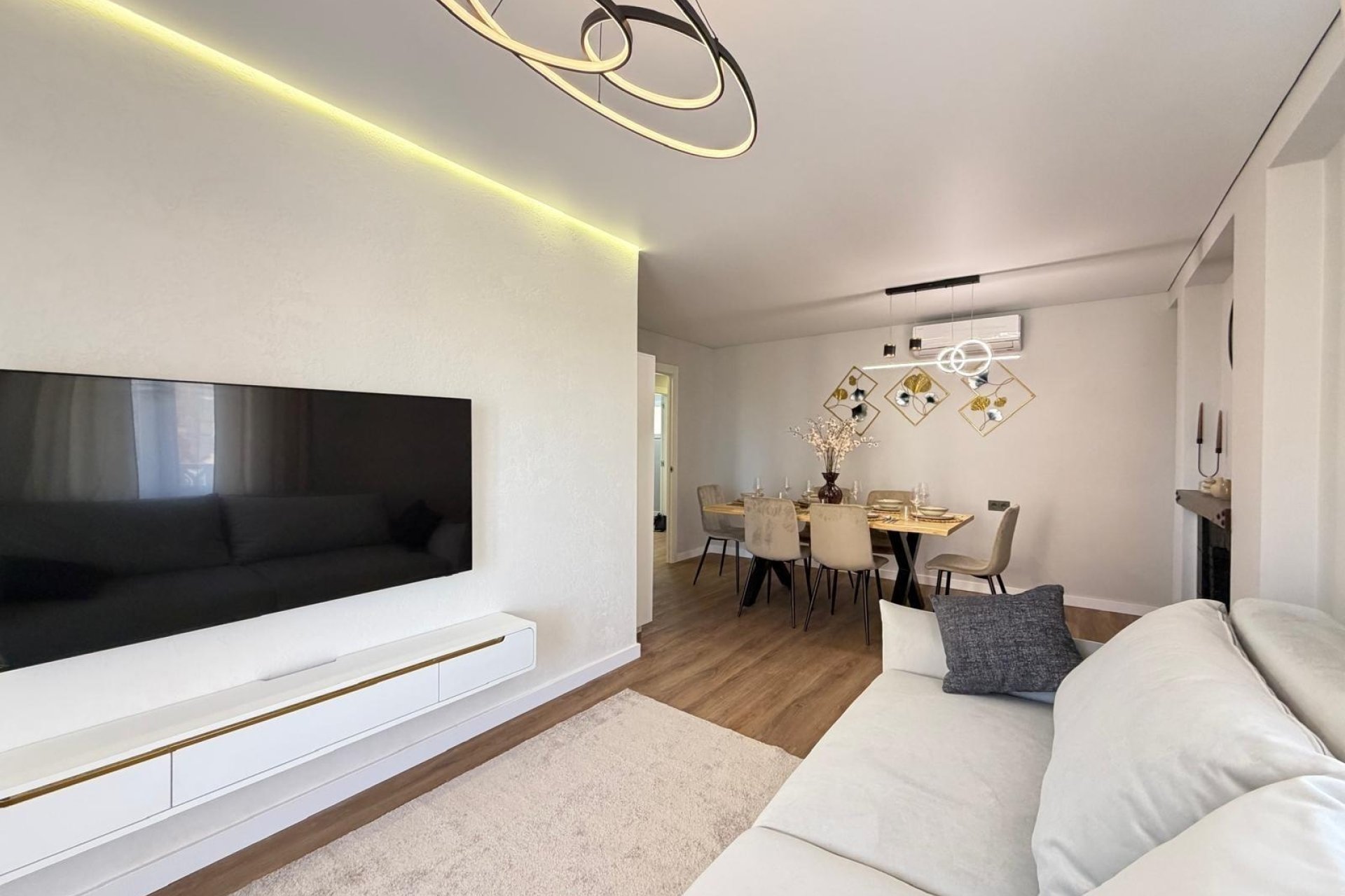 Herverkoop - Apartment -
Torrevieja - Punta Prima