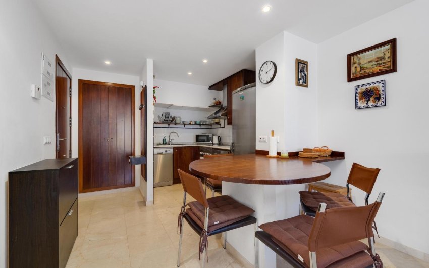 Herverkoop - Apartment -
Torrevieja - Punta Prima