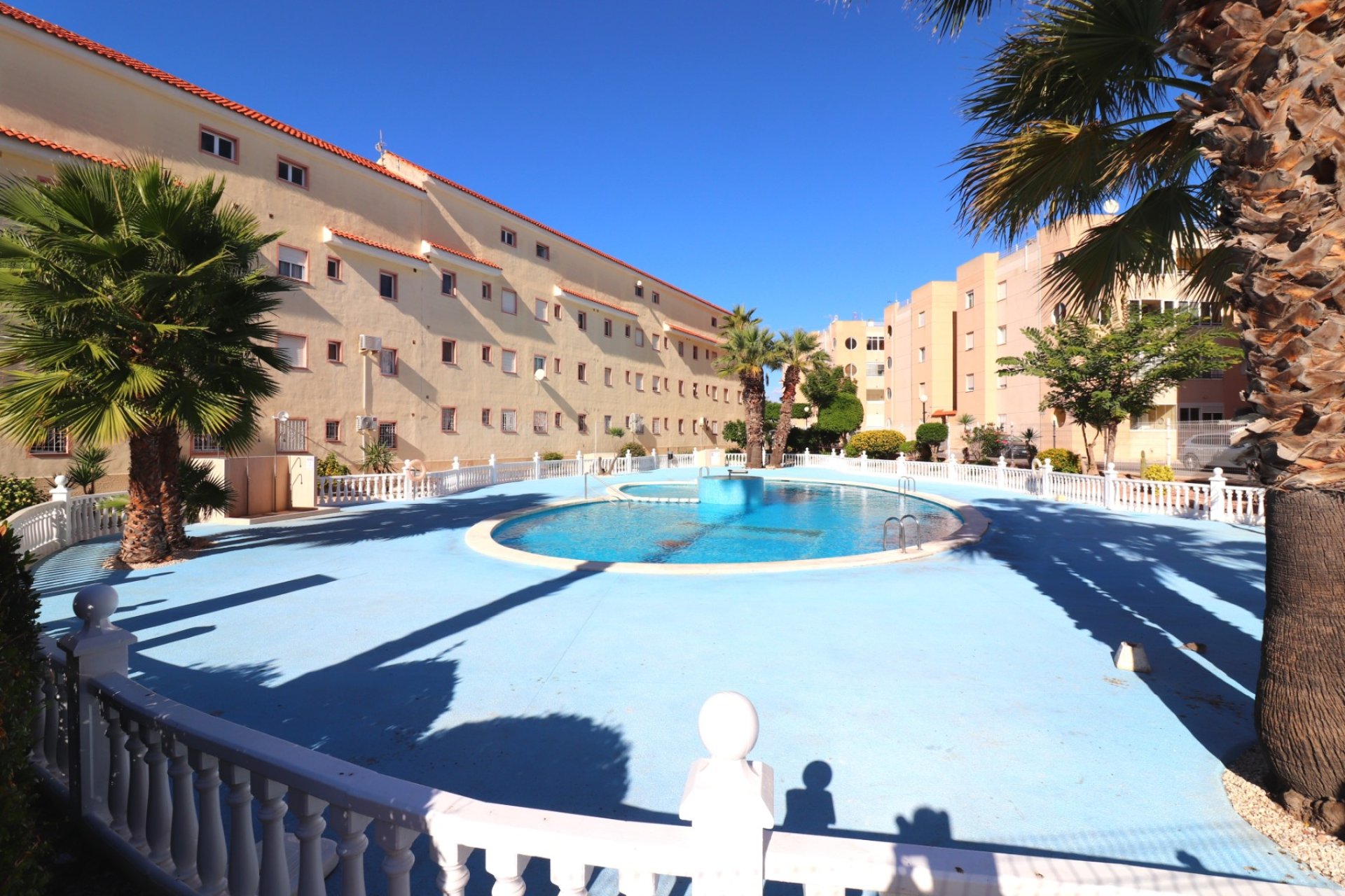 Herverkoop - Apartment -
Torrevieja - San Luis