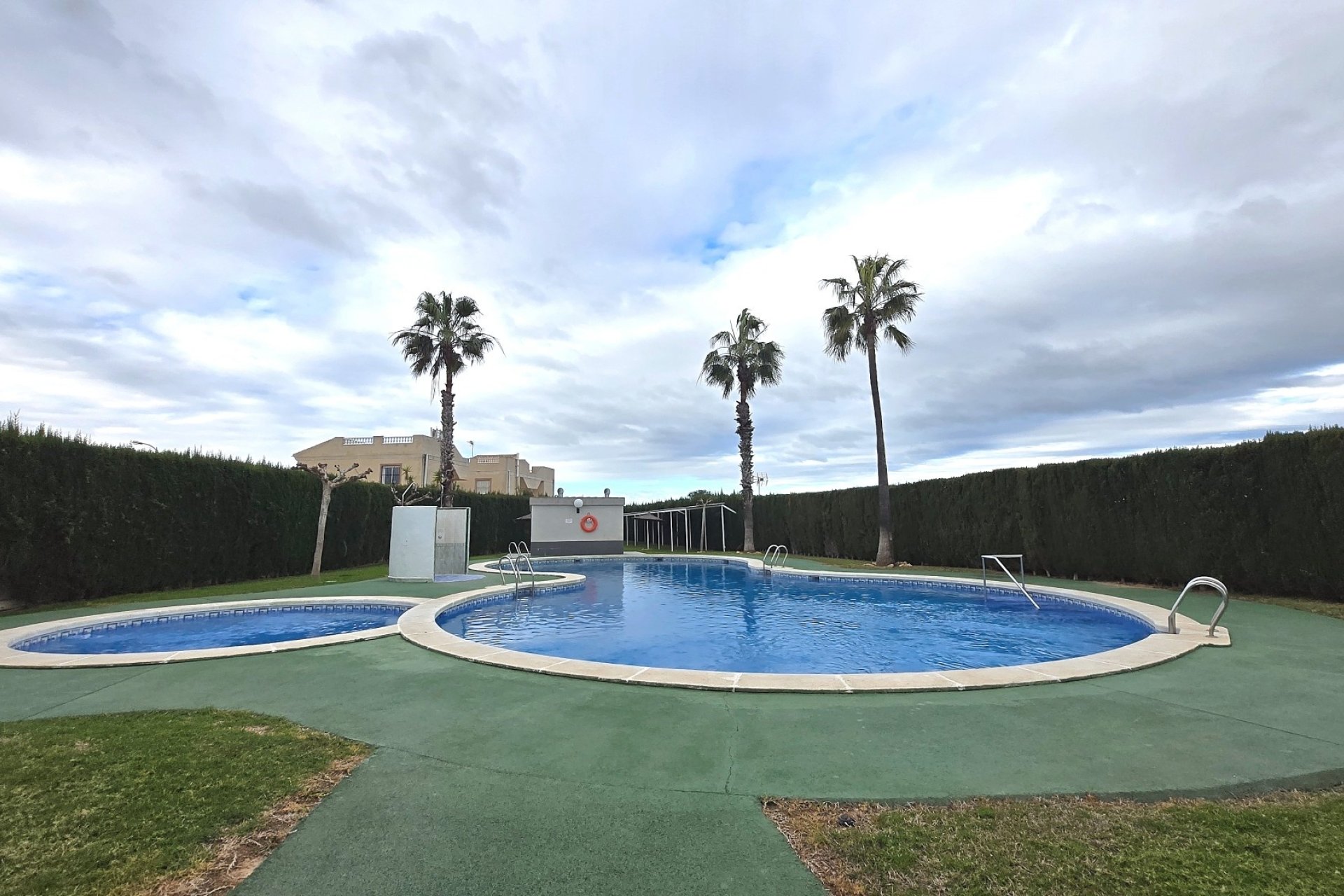 Herverkoop - Apartment -
Torrevieja - San Luis