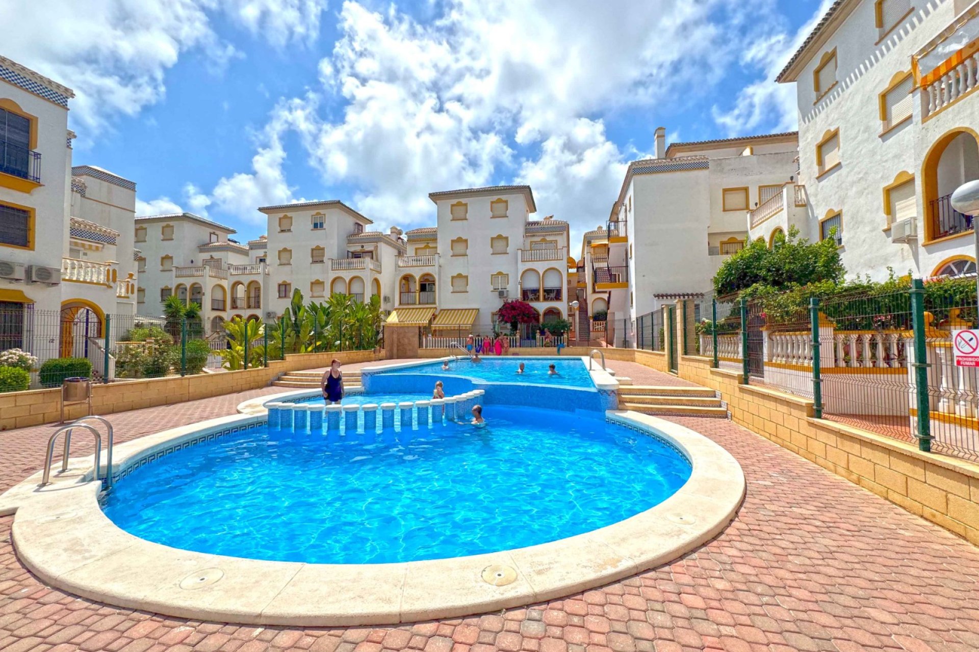 Herverkoop - Apartment -
Torrevieja - Torrelamata - La Mata
