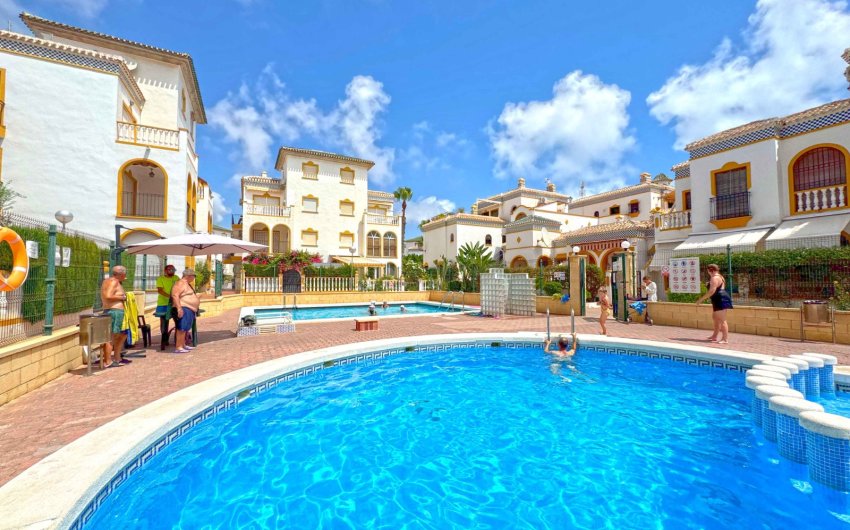 Herverkoop - Apartment -
Torrevieja - Torrelamata - La Mata