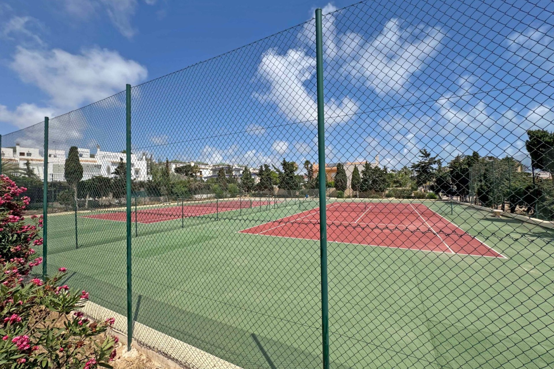 Herverkoop - Apartment -
Torrevieja - Torrelamata - La Mata