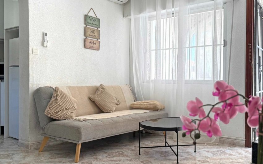 Herverkoop - Apartment -
Torrevieja - Torrelamata - La Mata