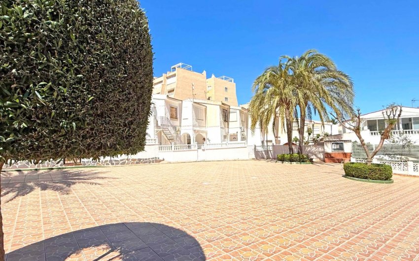 Herverkoop - Apartment -
Torrevieja - Torrelamata - La Mata