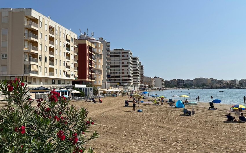 Herverkoop - Apartment -
Torrevieja