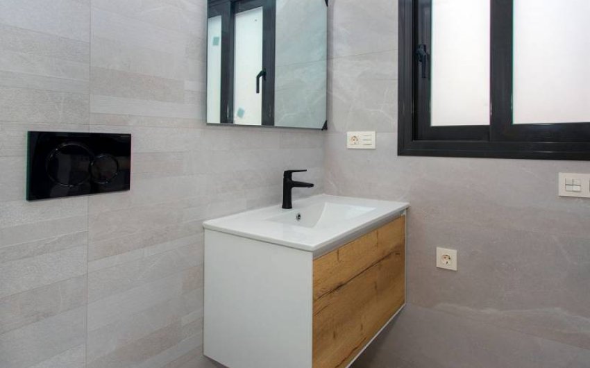 Herverkoop - Apartment -
Torrevieja