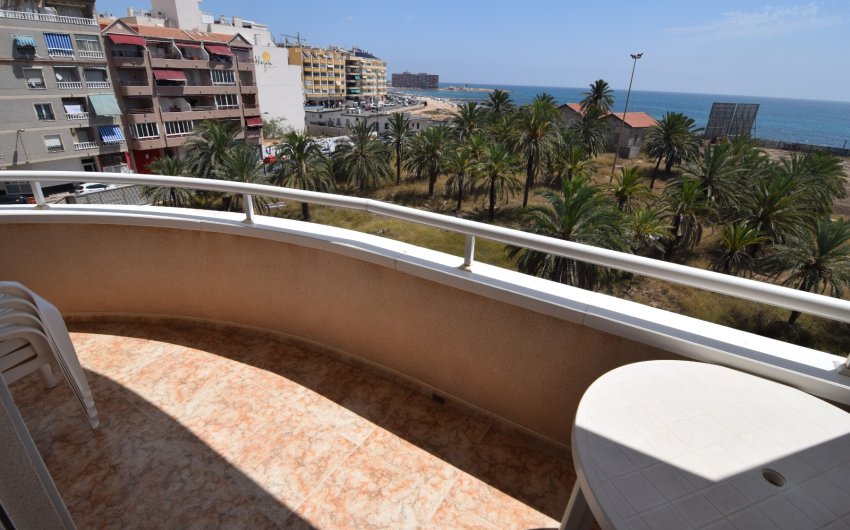 Herverkoop - Apartment -
Torrevieja