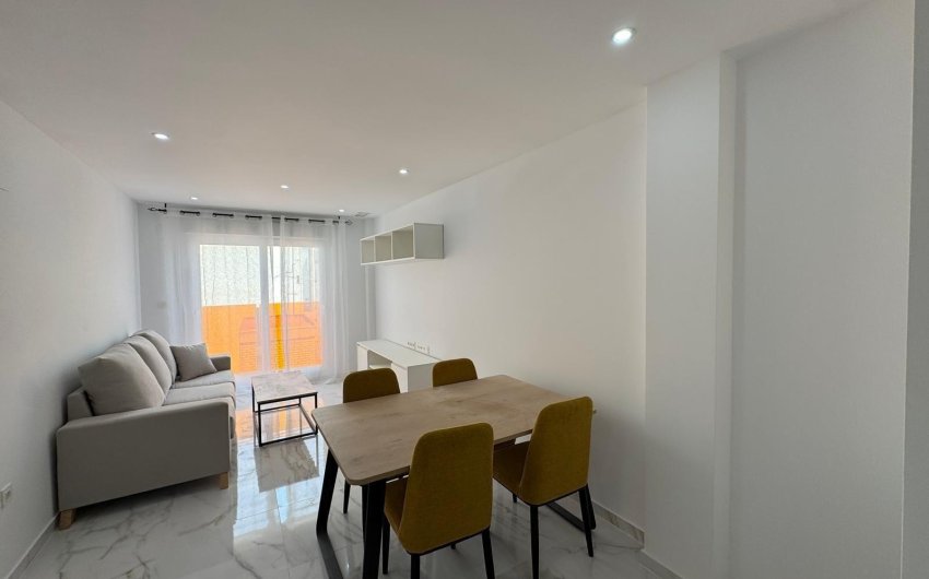 Herverkoop - Apartment -
Torrevieja