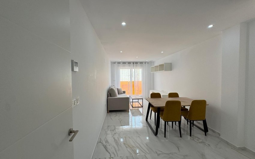Herverkoop - Apartment -
Torrevieja