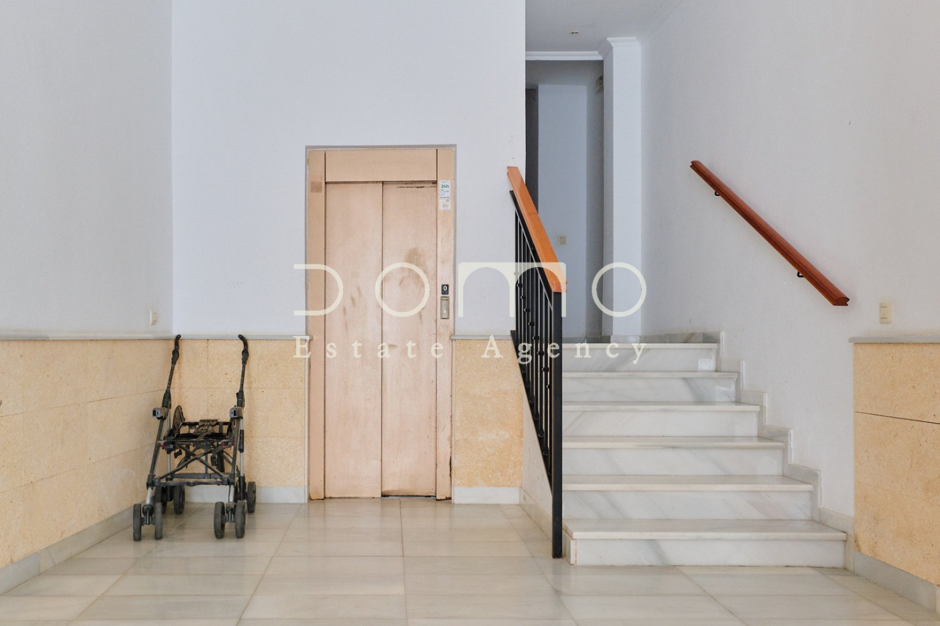 Herverkoop - Apartment -
Turre