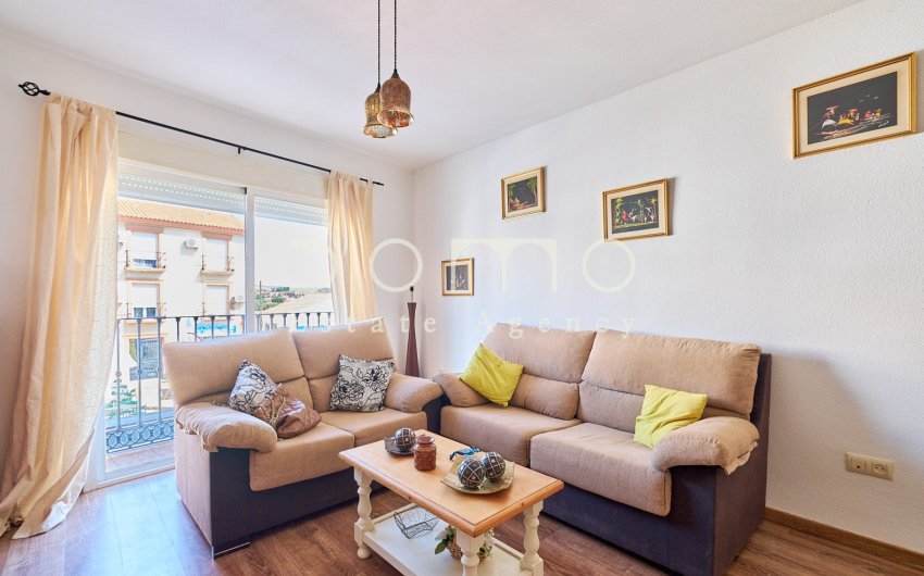 Herverkoop - Apartment -
Turre