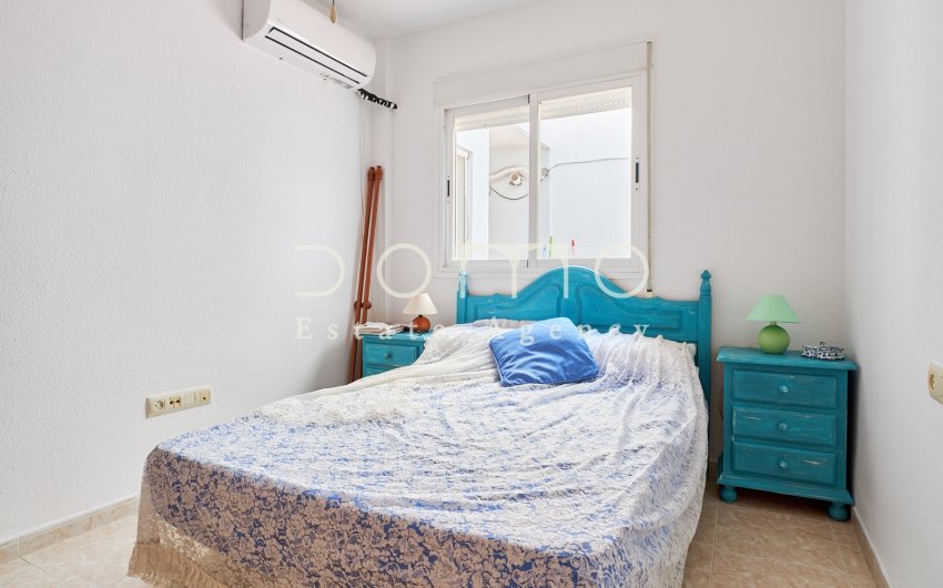 Herverkoop - Apartment -
Turre