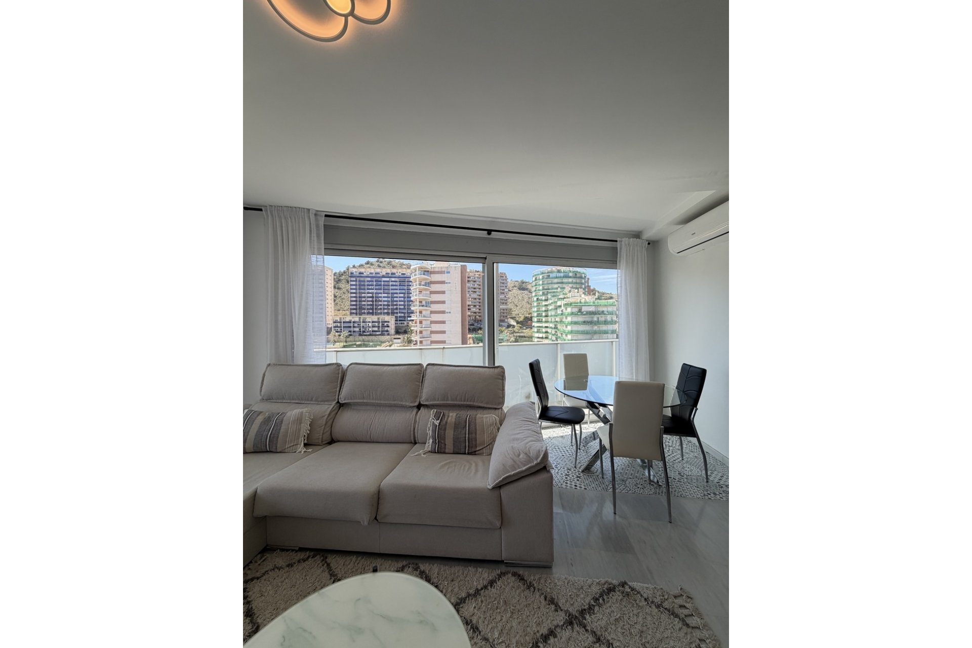 Herverkoop - Apartment -
Villajoyosa - Finestrat
