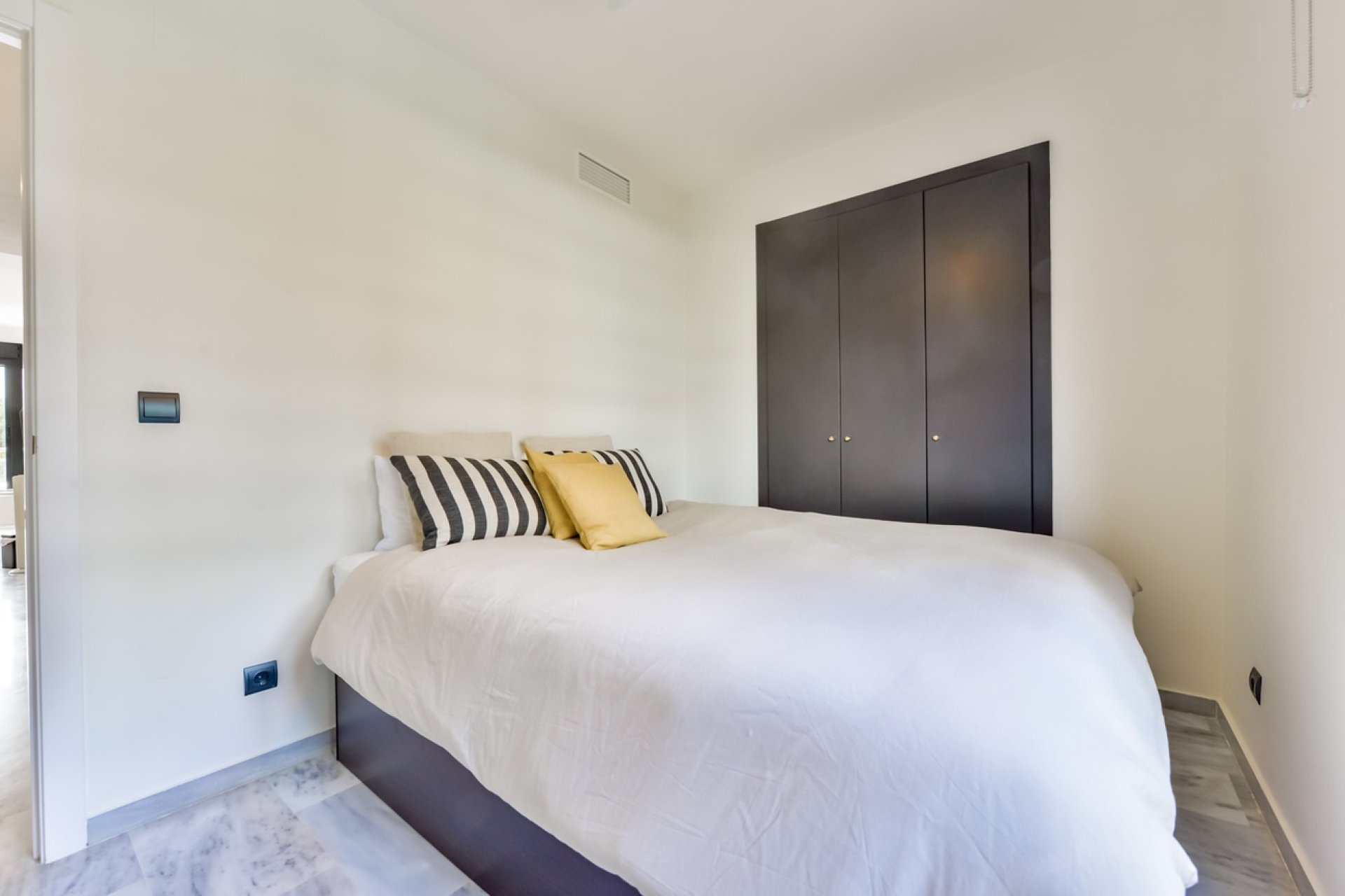 Herverkoop - Apartment -
Villajoyosa - La Cala