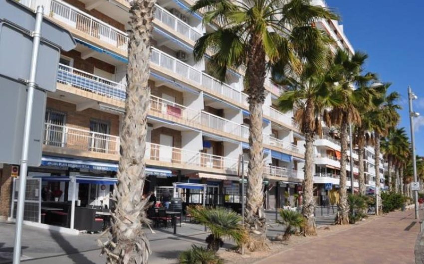 Herverkoop - Apartment -
Villajoyosa - Main Beach