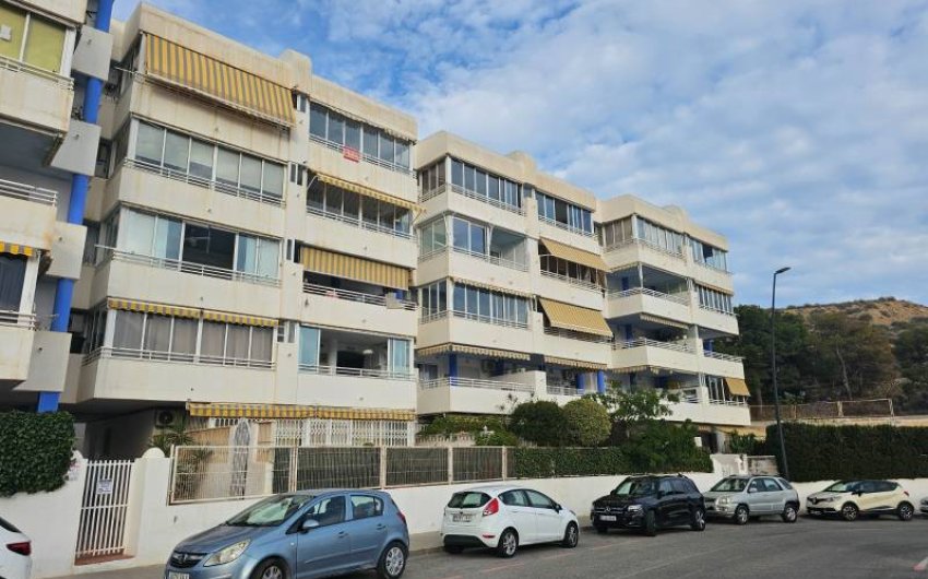 Herverkoop - Apartment -
Villajoyosa - Playa Paraiso