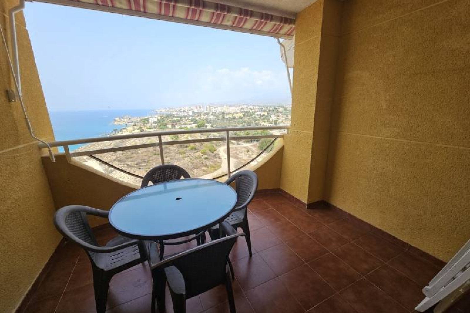 Herverkoop - Apartment -
Villajoyosa - Playa Torres