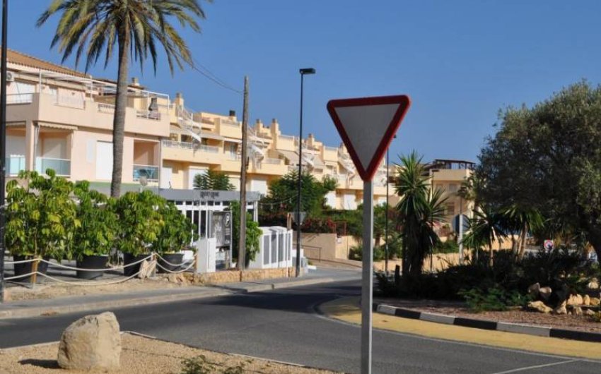 Herverkoop - Apartment -
Villajoyosa - Varadero/ Estudiantes beach