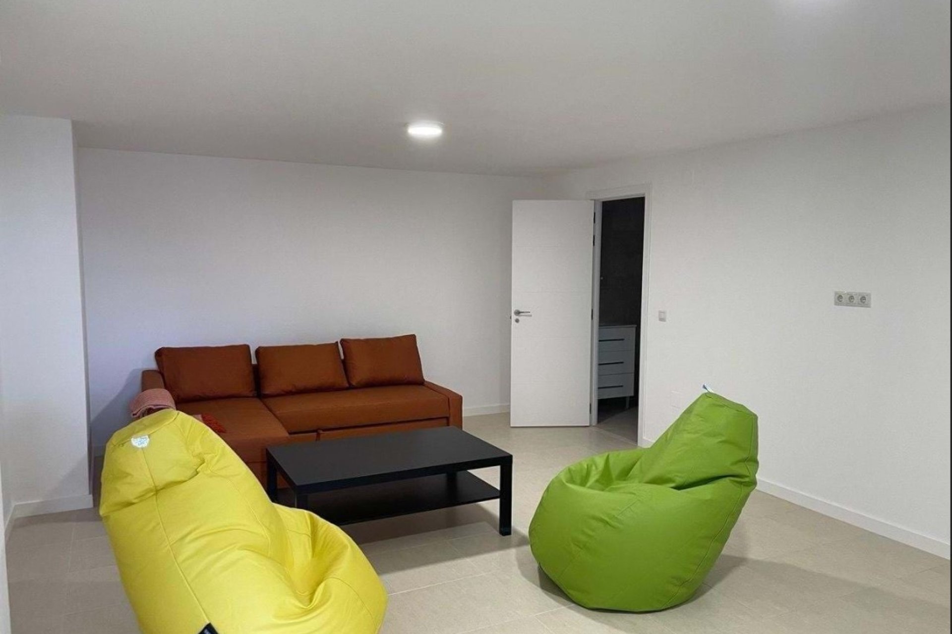 Herverkoop - Apartment -
Villajoyosa