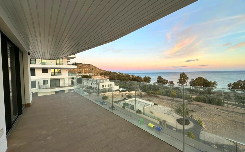 Herverkoop - Apartment -
Villajoyosa