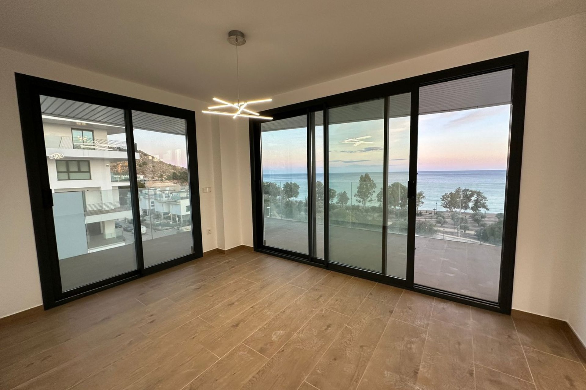 Herverkoop - Apartment -
Villajoyosa