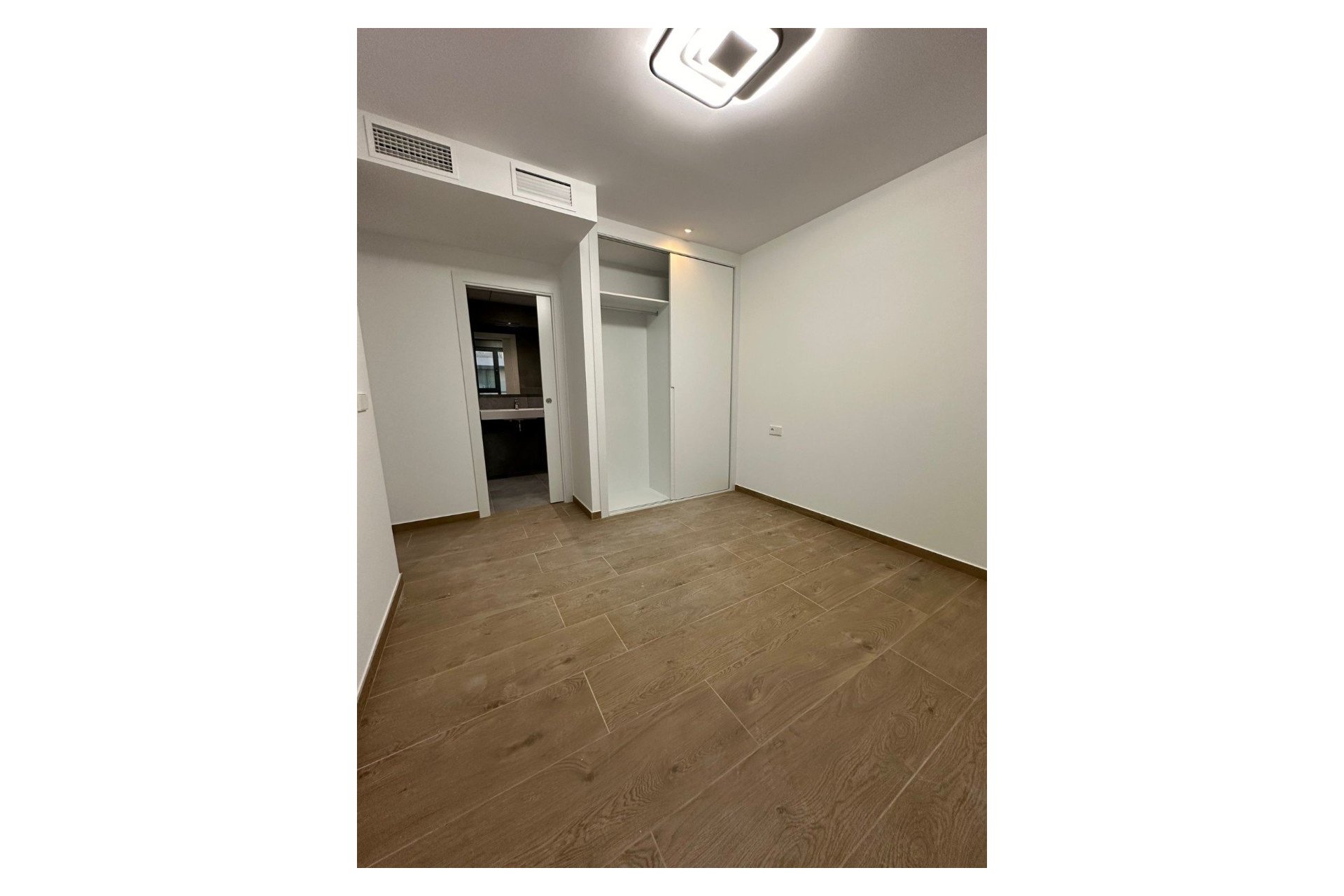 Herverkoop - Apartment -
Villajoyosa