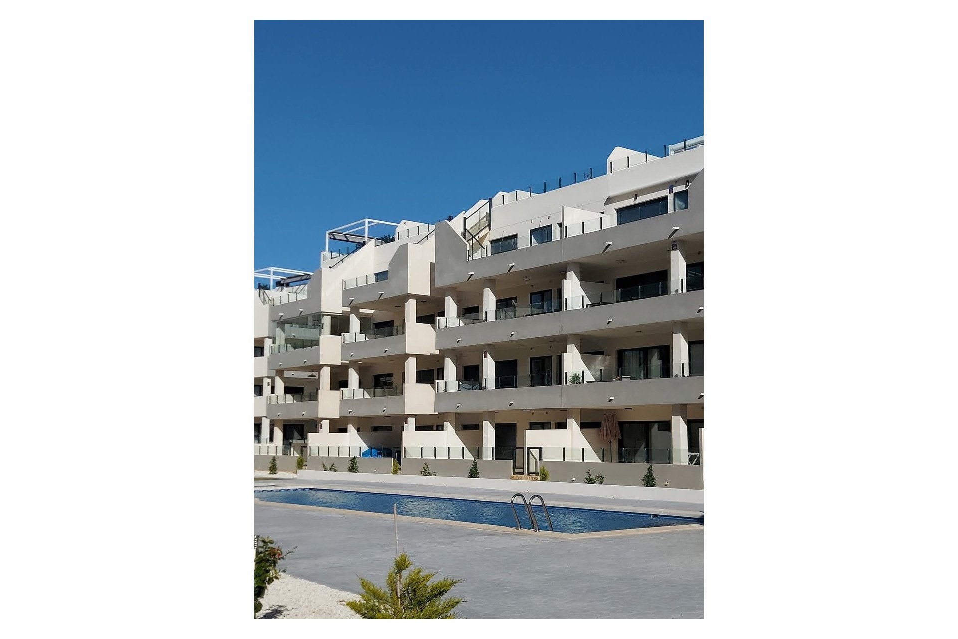 Herverkoop - Apartment -
Villamartin - Costa Blanca