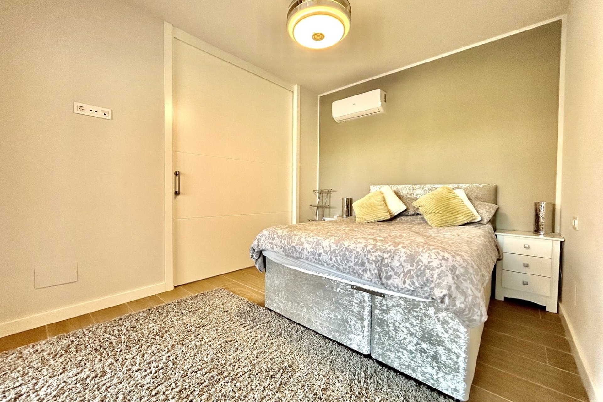 Herverkoop - Apartment -
Villamartin - Costa Blanca