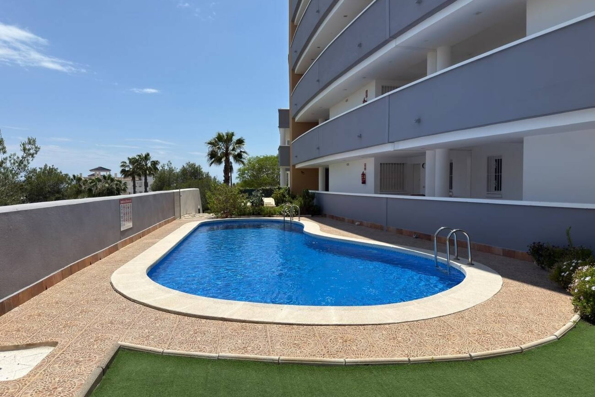 Herverkoop - Apartment -
Villamartin - Costa Blanca