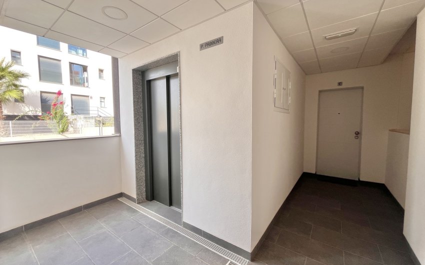 Herverkoop - Apartment -
Villamartin - Costa Blanca