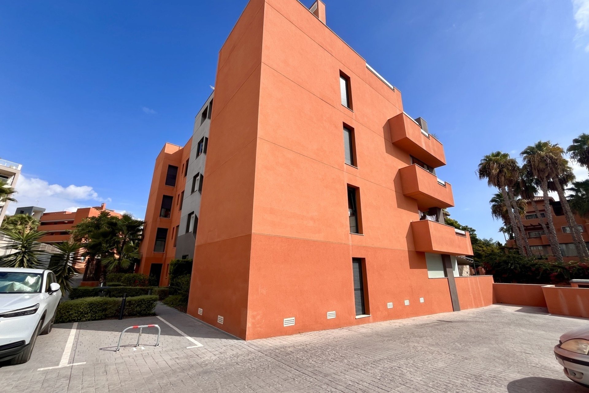 Herverkoop - Apartment -
Villamartin - Costa Blanca