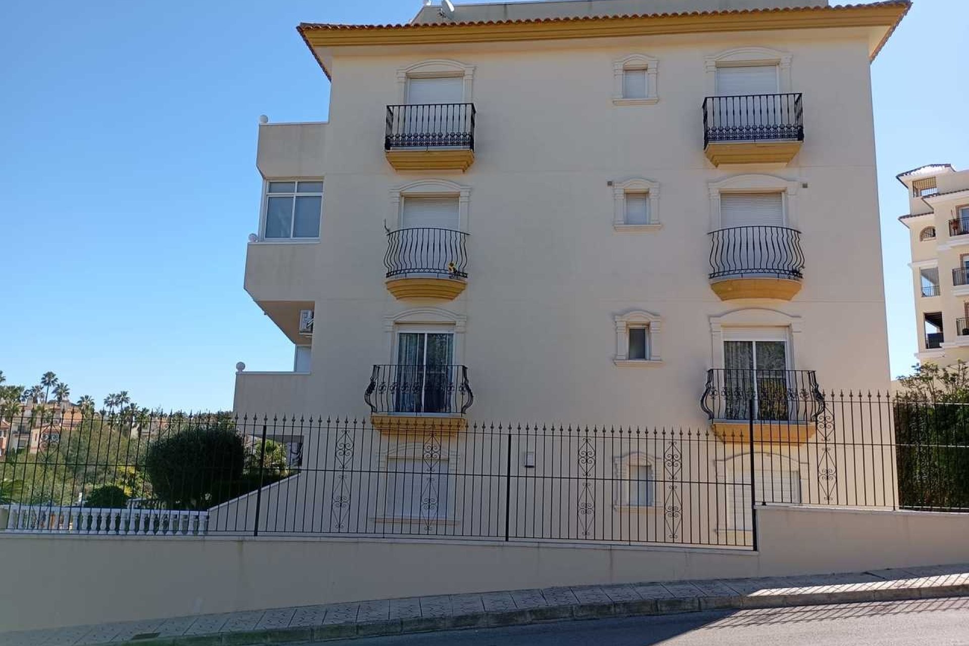 Herverkoop - Apartment -
Villamartin - Costa Blanca