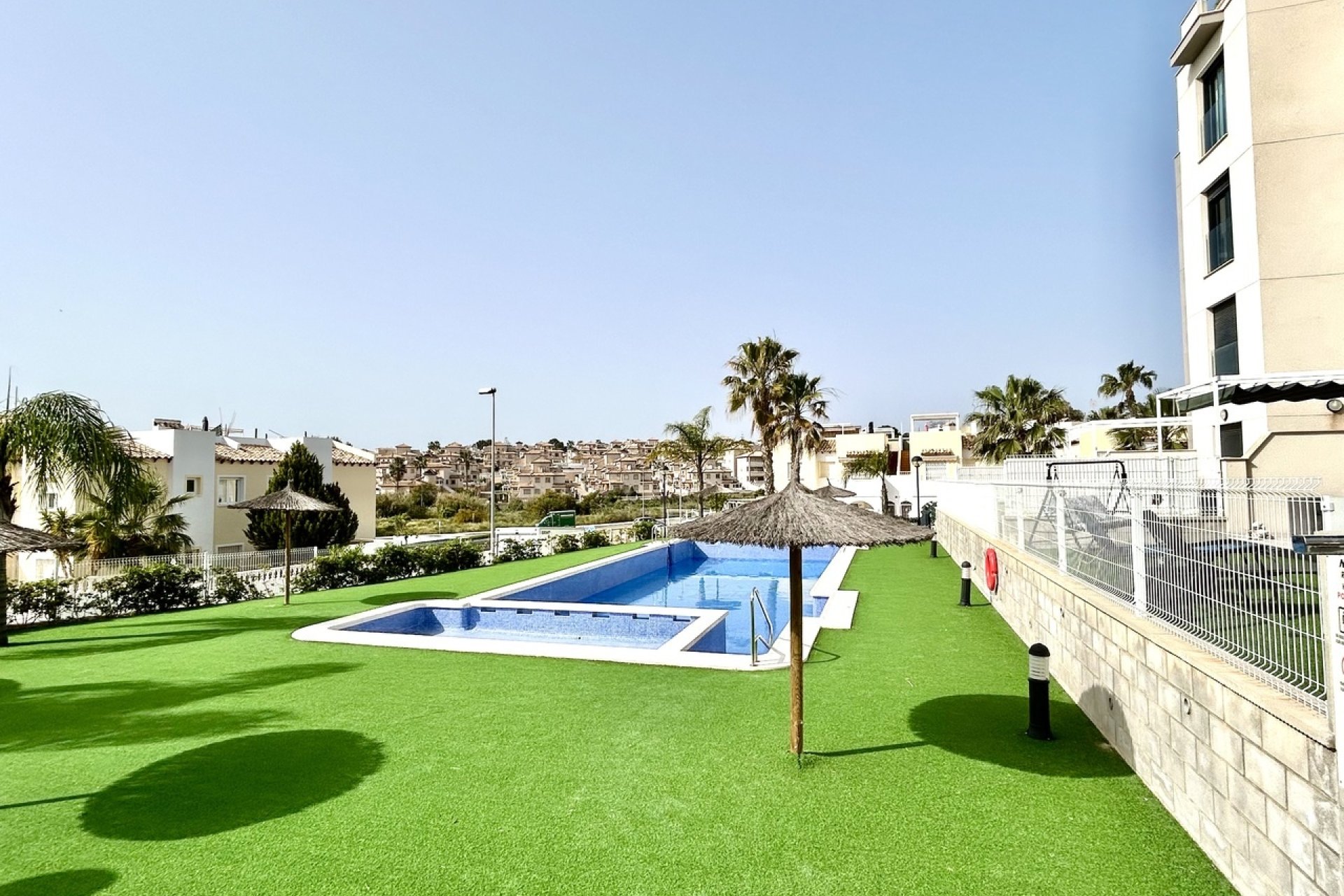Herverkoop - Apartment -
Villamartin - Costa Blanca