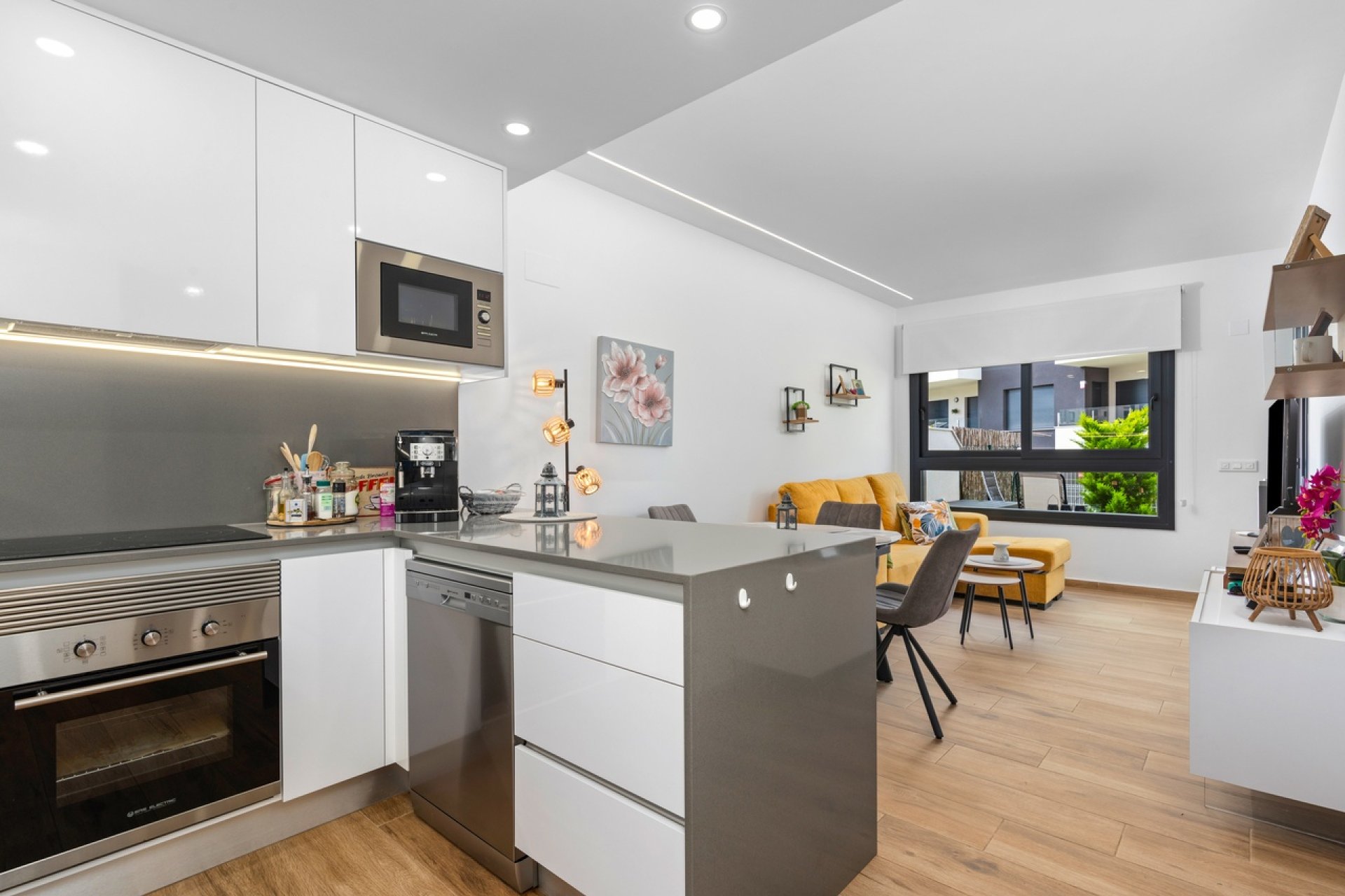 Herverkoop - Apartment -
Villamartin - Costa Blanca