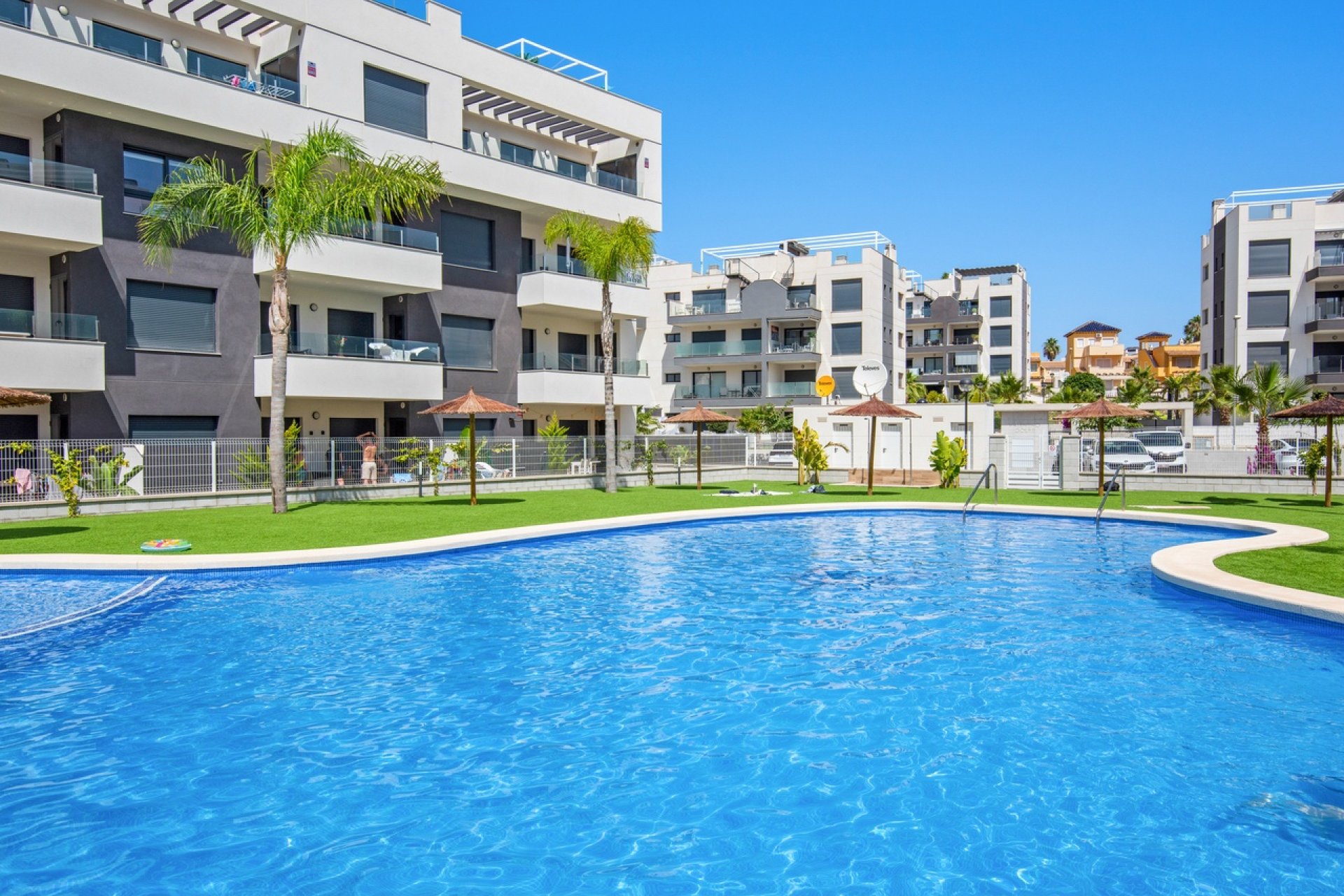 Herverkoop - Apartment -
Villamartin - Costa Blanca